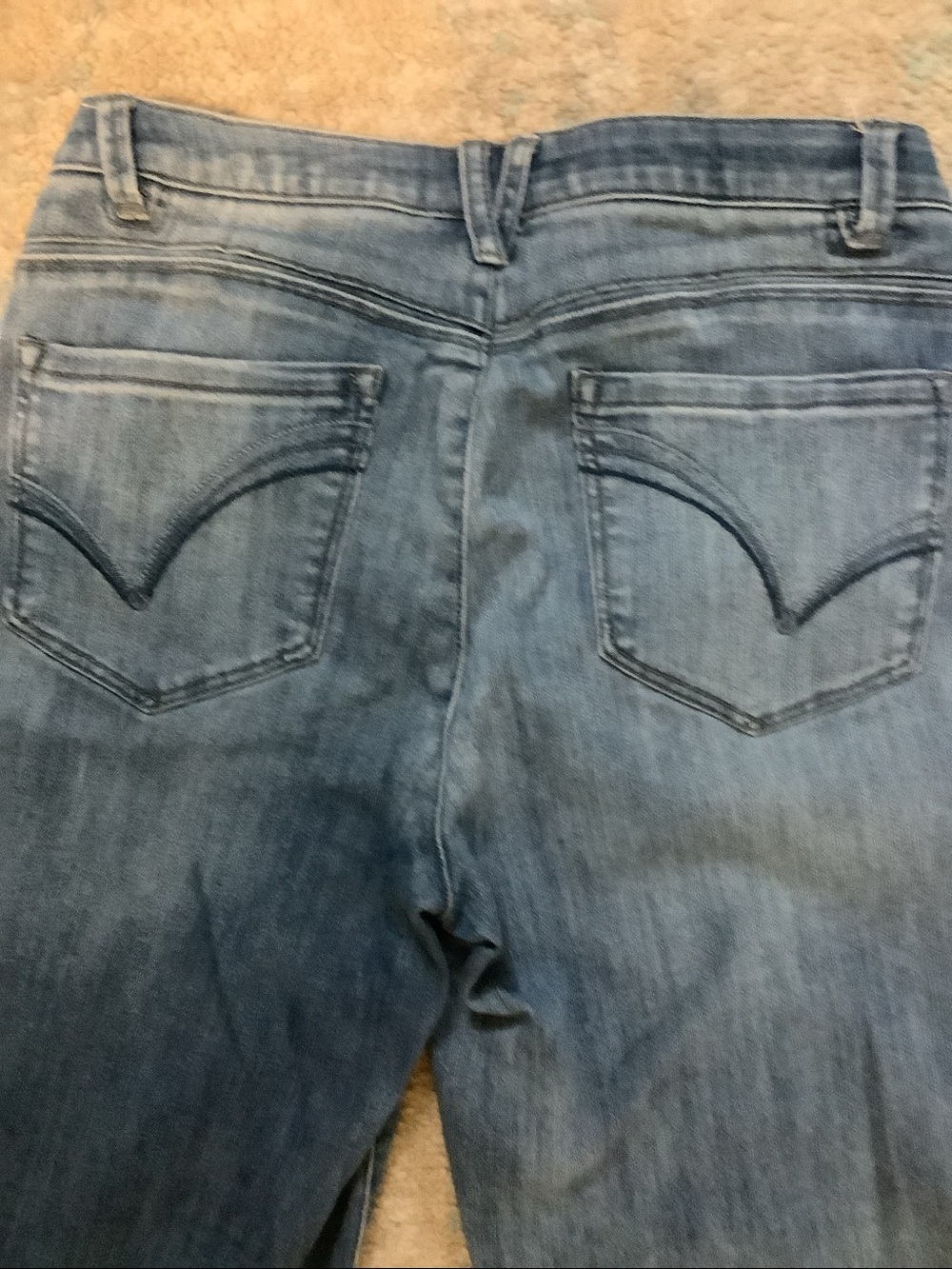EUC Democracy Women's Straight frayed cropped Jeans in Mid Blue Wash